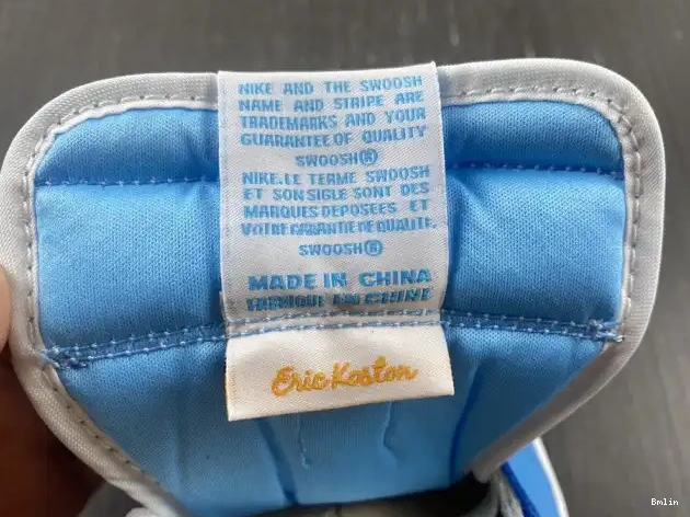 Bmlin Air Low UNC 1 Nike Jordan x SB CJ7891-401 0502